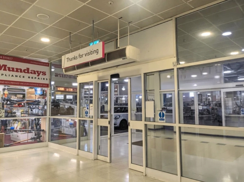 Retail & Commercial Air Curtains